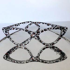 Leopard Print Cat-Eye Glasses